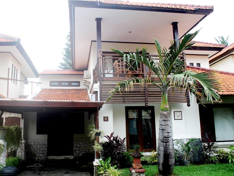 Resor Roby's Mga Mambruk Anyer